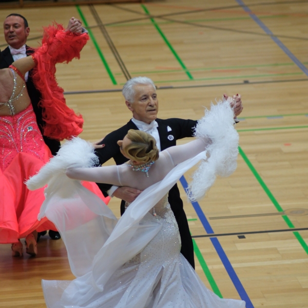 (c) Vera Golovina veragolovina.wfolio.pro